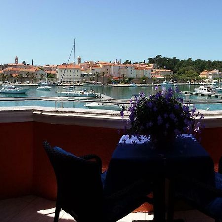Vila "Mare" Banjol Exterior photo